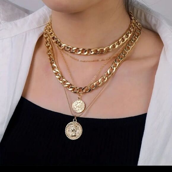 Vintage Style Carved Portrait Choker Necklace - Picture 7 of 7